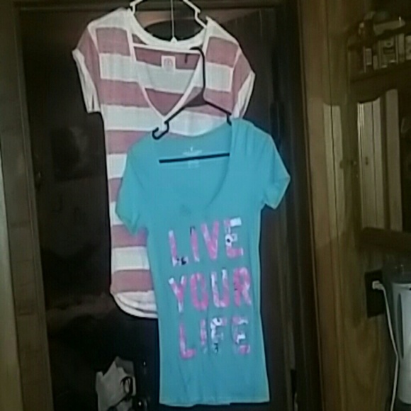 2 American Eagle Shirts - Picture 1 of 4